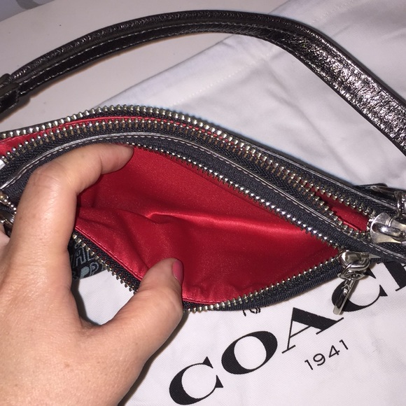 Coach Poppy - Picture 4 of 4